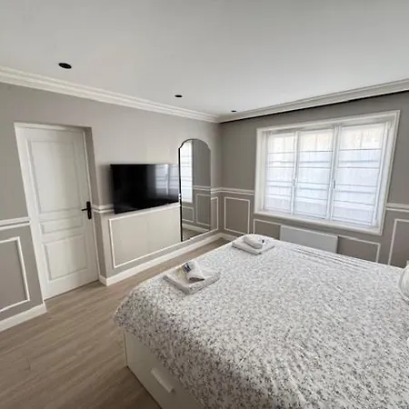 شقة Les Pierres De Pacel - Appartement De Charme - Patio Prive